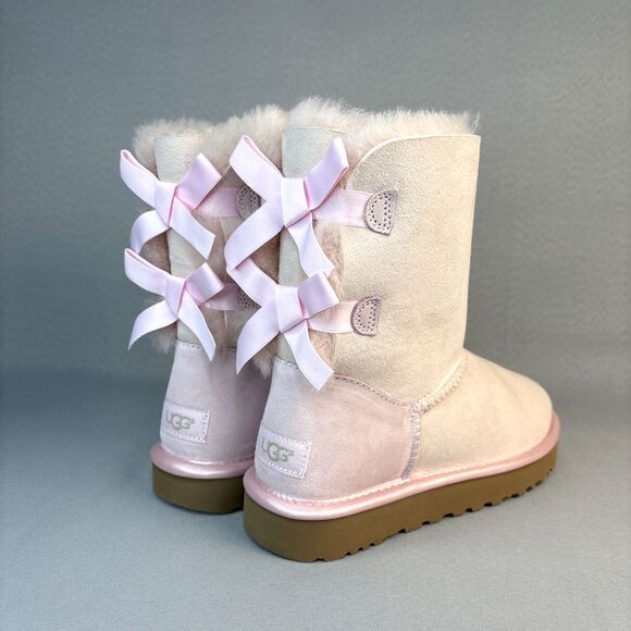 New Women's 7 UGG Boots Bailey Bow Seashell Pink Metallic Extremely Rare Retired - Picture 2 of 16